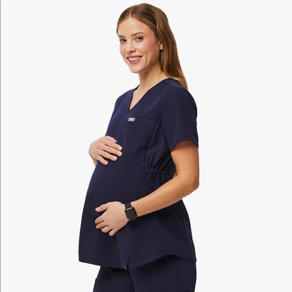 NWOT Figs Maternity Scrub Top